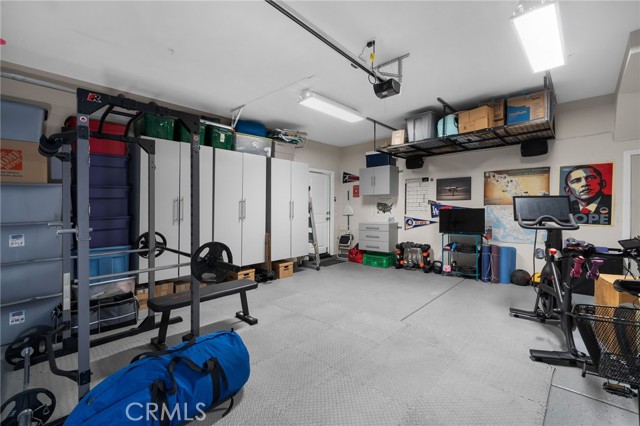 24206 Dandelion Court, Lake Elsinore CA: https://media.crmls.org/medias/27d59c79-7d8a-4947-9d98-3bce7fd3ef75.jpg