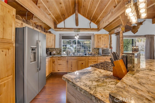 33141 Big Bear Lake Road, Running Springs, CA 92382