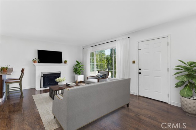 Detail Gallery Image 4 of 22 For 1632 N Lugo Ave, San Bernardino,  CA 92404 - 3 Beds | 1 Baths