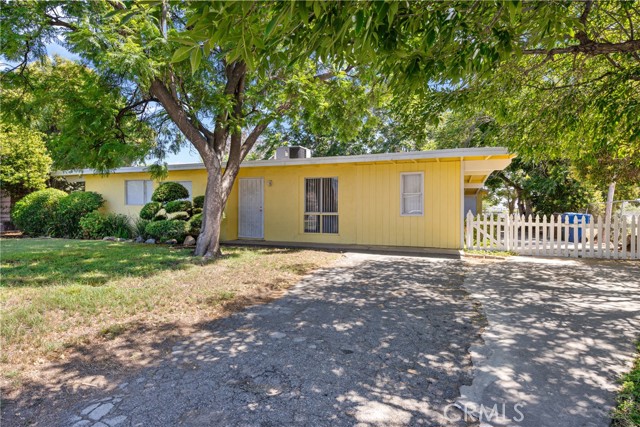 25347 E Union Street, San Bernardino CA: https://media.crmls.org/medias/27d8b081-16c5-4ef9-af2f-979437dda198.jpg