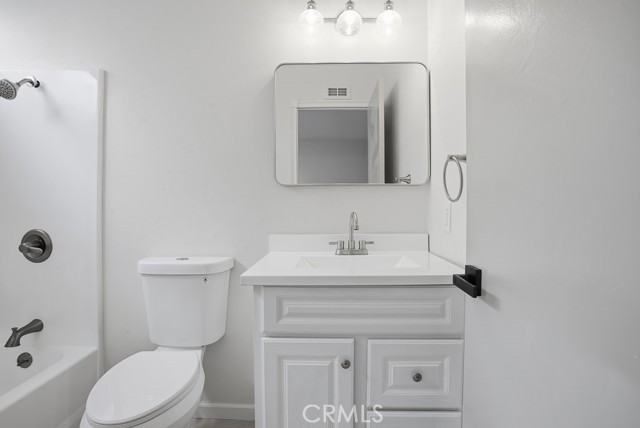 3278 Roberds Avenue, San Bernardino CA: https://media.crmls.org/medias/27d91b9c-59ec-407e-b324-52067e4e6dee.jpg