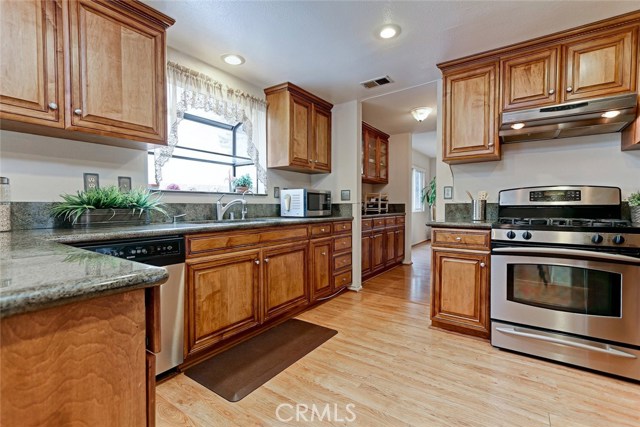 2218 Gates Avenue, Redondo Beach, California 90278, 4 Bedrooms Bedrooms, ,2 BathroomsBathrooms,Residential,Sold,Gates,SB17034339