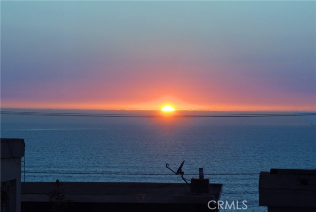 3316 Alma Avenue, Manhattan Beach, California 90266, 5 Bedrooms Bedrooms, ,4 BathroomsBathrooms,Residential,Sold,Alma,SB22035923