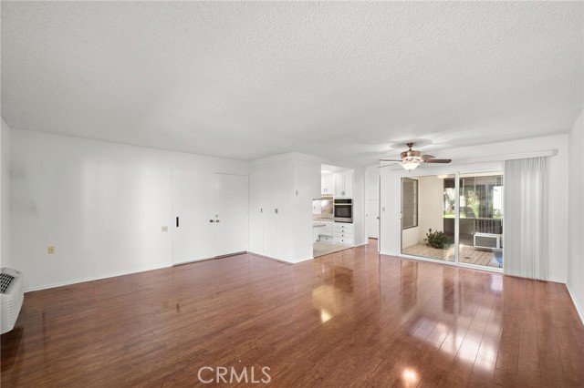 Detail Gallery Image 5 of 35 For 2048 via Mariposa #D,  Laguna Woods,  CA 92637 - 2 Beds | 1 Baths