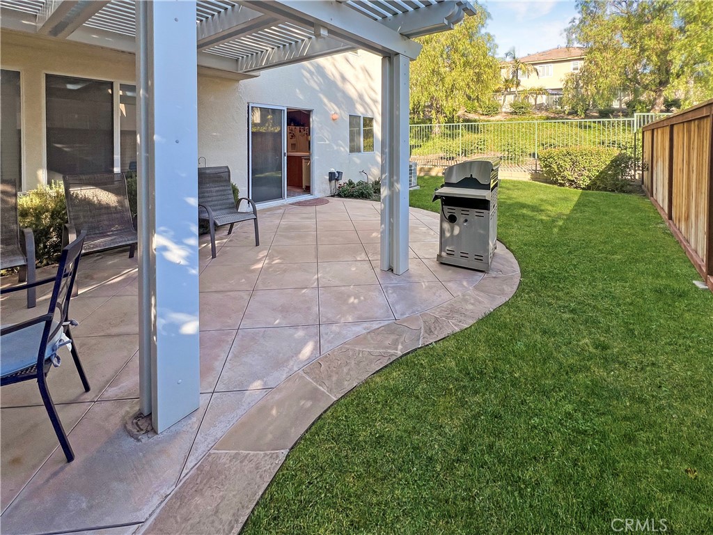 MLS #OC25250723 image #21