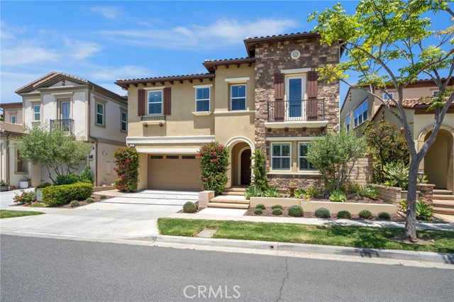 18 Goldenrod, Lake Forest CA: https://media.crmls.org/medias/27dd86bf-409c-4617-bbd0-348675faed90.jpg