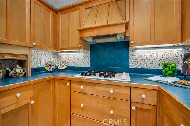 4724 Milne photo 7