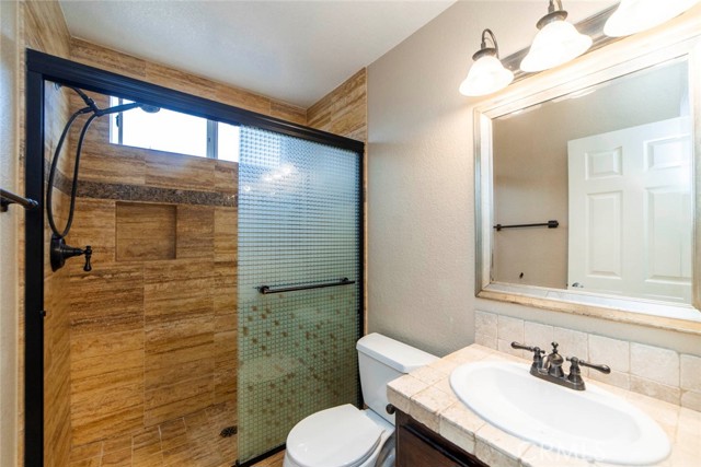 32 Santa Clara Street, Aliso Viejo CA: https://media.crmls.org/medias/27de6608-0b11-49ea-bc93-6b1fcbec692c.jpg