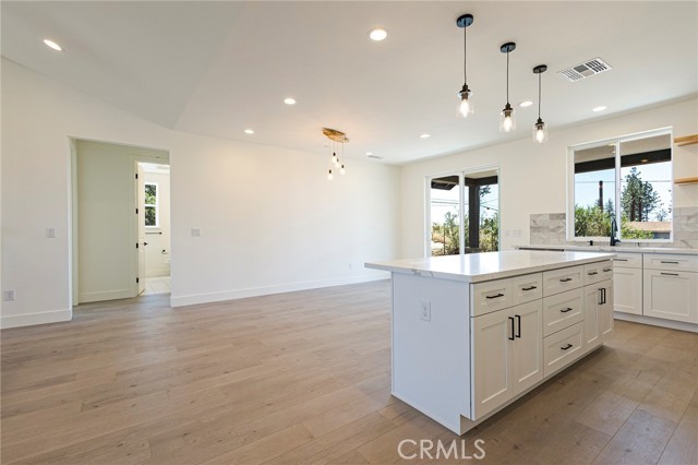 Detail Gallery Image 13 of 35 For 1890 Arrowhead Dr, Paradise,  CA 95969 - 3 Beds | 2 Baths