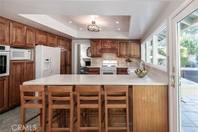 3033 Hopeton Road, La Crescenta CA: https://media.crmls.org/medias/27deeee1-8279-4ee1-a8c3-ff92034e5116.jpg