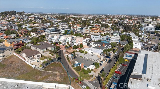 Detail Gallery Image 26 of 31 For 909 Montgomery, Hermosa Beach,  CA 90254 - 2 Beds | 2 Baths