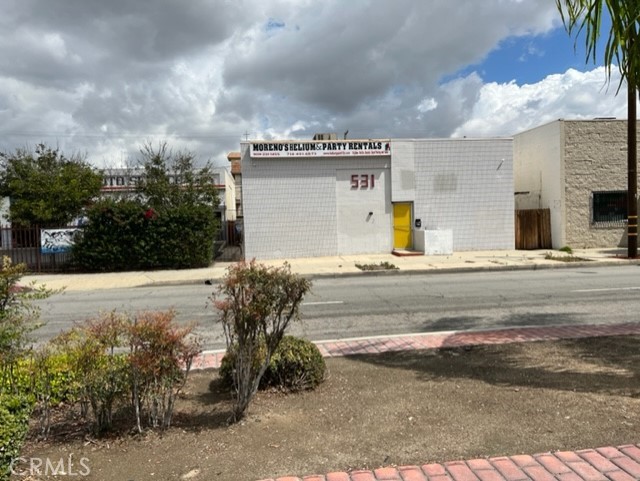 531 E Valley Boulevard, Colton, CA 92324