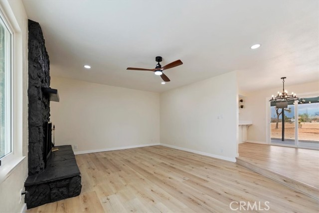 Detail Gallery Image 12 of 41 For 15637 Topango Rd, Victorville,  CA 92394 - 3 Beds | 2 Baths