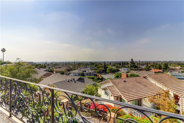 18835 Winnwood Ln, North Tustin, CA 92705