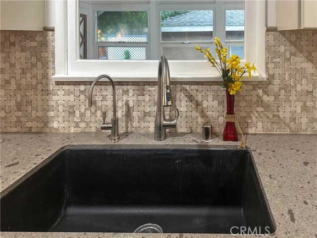 Detail Gallery Image 21 of 42 For 131 N Garfield Pl, Monrovia,  CA 91016 - 2 Beds | 1/1 Baths