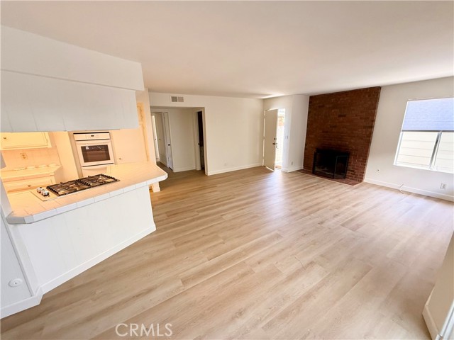 Detail Gallery Image 3 of 7 For 236 Avenida Aragon, San Clemente,  CA 92672 - 3 Beds | 2 Baths