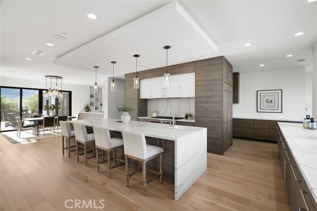 Detail Gallery Image 13 of 74 For 280 Jespersen Ln, San Luis Obispo,  CA 93401 - 5 Beds | 7/1 Baths