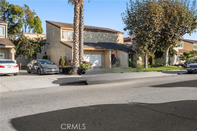 13022 13022 Casa Linda Lane, Garden Grove CA: https://media.crmls.org/medias/27e0ddaf-c352-495a-a748-c46d6dcc63b3.jpg