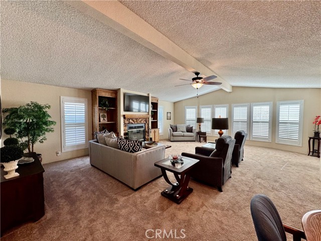 Detail Gallery Image 3 of 6 For 29150 Calle Cisne, Murrieta,  CA 92563 - 2 Beds | 2 Baths
