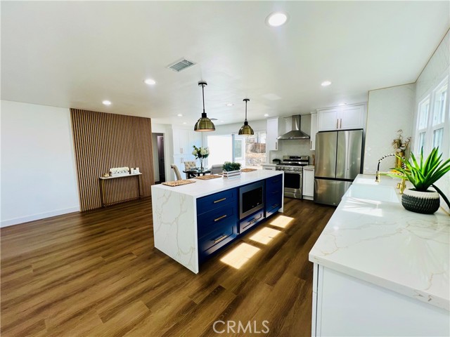 Detail Gallery Image 6 of 28 For 264 N Canyon Bld, Monrovia,  CA 91016 - 3 Beds | 2 Baths