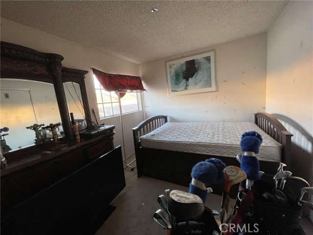 Detail Gallery Image 12 of 22 For 1575 S Reservoir St #H,  Pomona,  CA 91766 - 3 Beds | 3 Baths