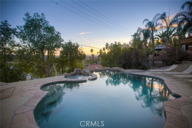 Detail Gallery Image 8 of 68 For 28856 Yosemite Pl, Canyon Lake,  CA 92587 - 3 Beds | 3/1 Baths