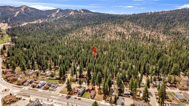 42660 La Placida, Big Bear Lake CA: https://media.crmls.org/medias/27e2f5d0-0cfc-46c8-a83a-1f671985bd38.jpg