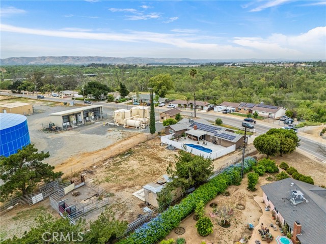 Detail Gallery Image 55 of 74 For 3998 Bluff, Norco,  CA 92860 - 4 Beds | 2/1 Baths