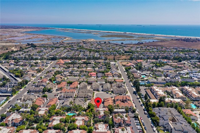 4752 Tiara Drive, Huntington Beach CA: https://media.crmls.org/medias/27e6746c-07ed-47ea-b4e9-d1a2ab71f291.jpg