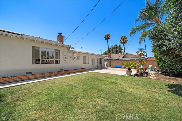 Detail Gallery Image 10 of 29 For 2217 E Parkside Ave, Orange,  CA 92867 - 4 Beds | 2 Baths