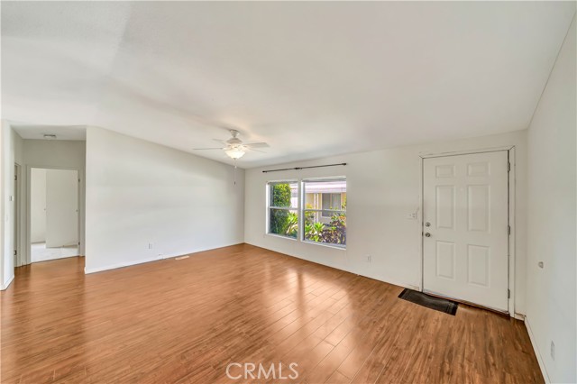 Detail Gallery Image 5 of 52 For 24 Gitana Ave #164,  Camarillo,  CA 93012 - 3 Beds | 2 Baths