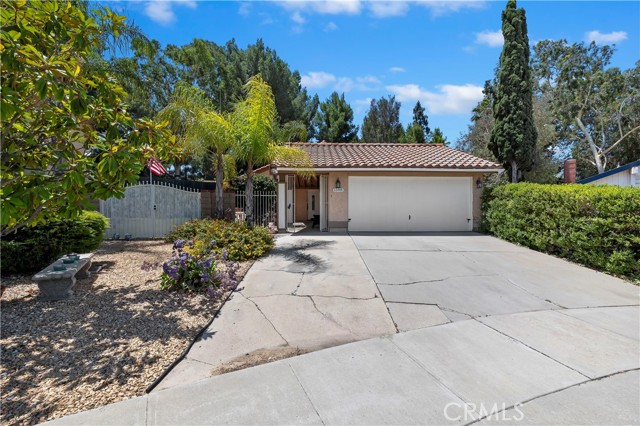 1598 Camelot Dr, Corona, CA 92882