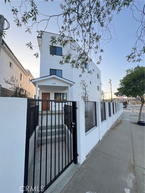 Detail Gallery Image 6 of 11 For 4268 Capistrano Way, East Los Angeles,  CA 90063 - – Beds | – Baths