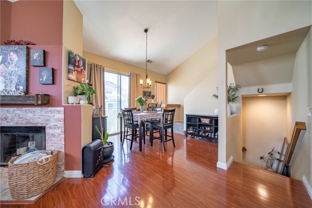 Detail Gallery Image 18 of 30 For 698 Azure #6,  Corona,  CA 92879 - 2 Beds | 2 Baths