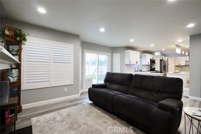 Detail Gallery Image 21 of 51 For 2804 Rippling Brook, Ontario,  CA 91761 - 3 Beds | 2/1 Baths