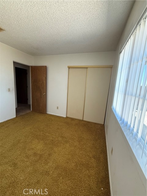 72400 El Paseo Drive, 29 Palms CA: https://media.crmls.org/medias/27e9e72c-c8b1-49f4-9286-e0577905b432.jpg