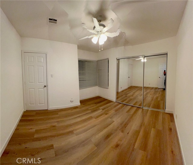 Detail Gallery Image 9 of 13 For 18656 Runnymede Street, Reseda,  CA 91335 - 3 Beds | 2 Baths