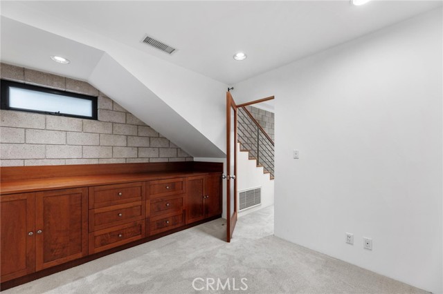 129 20th Street, Manhattan Beach CA: https://media.crmls.org/medias/27ed64c4-61d2-411b-ab2f-8c47595805b2.jpg