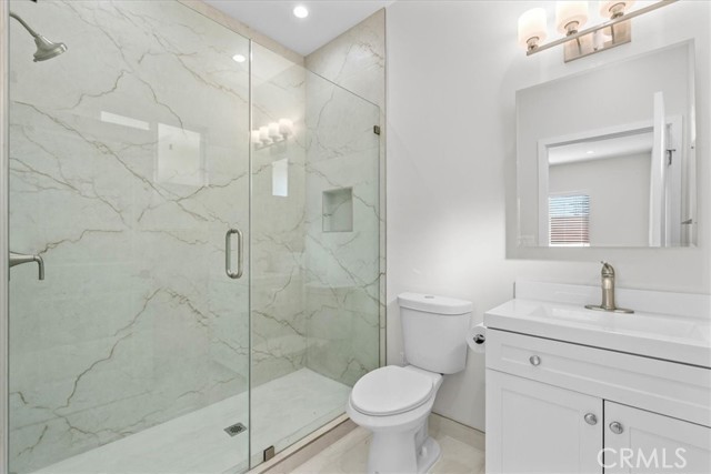 Detail Gallery Image 28 of 40 For 15951 Simonds St, Granada Hills,  CA 91344 - 7 Beds | 6 Baths