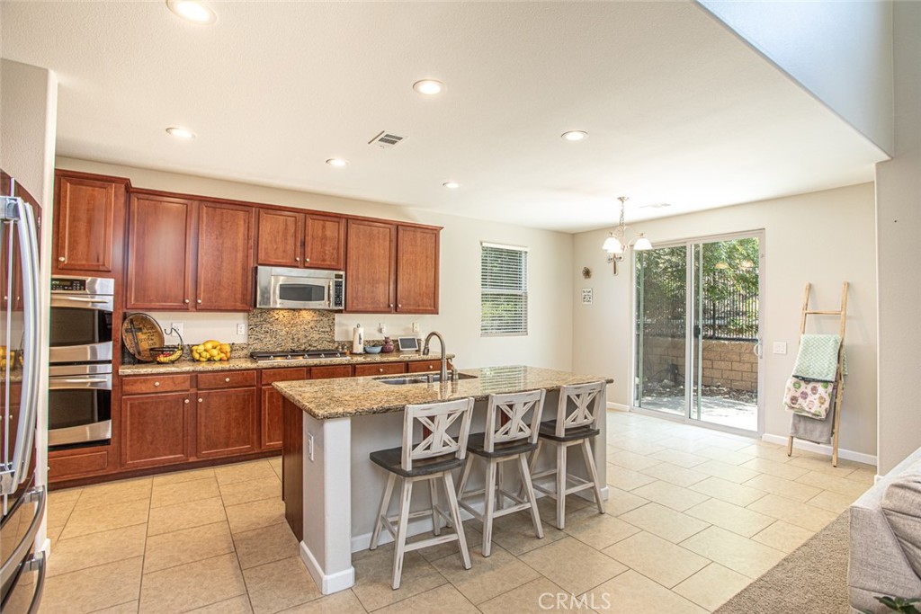 MLS #OC25135935 img 11