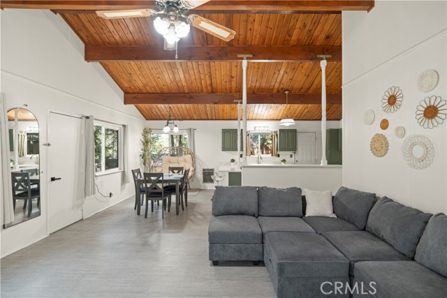 1628 Freeman Dr, Pine Mountain Club CA: https://media.crmls.org/medias/27f0c066-7fd0-48b9-967c-83d17c72edfc.jpg