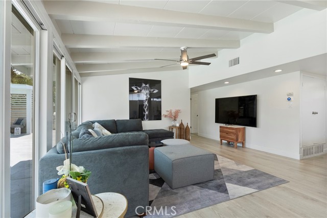 Detail Gallery Image 8 of 36 For 10824 Groveside Ave, Whittier,  CA 90603 - 4 Beds | 2 Baths