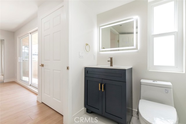 116 W Maple, Glendale CA: https://media.crmls.org/medias/27f20533-e077-44be-91e3-400e81968b4c.jpg