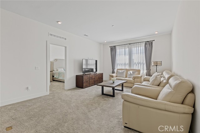 Detail Gallery Image 41 of 67 For 8691 Innovation St, Chino,  CA 91708 - 5 Beds | 4/1 Baths