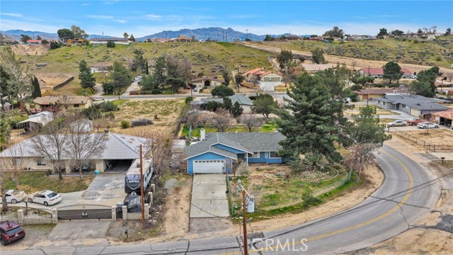 Detail Gallery Image 15 of 16 For 17405 Adobe, Hesperia,  CA 92345 - 3 Beds | 2 Baths