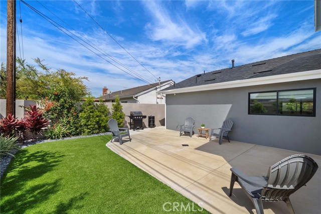 Detail Gallery Image 34 of 45 For 17551 Griffith, Huntington Beach,  CA 92649 - 4 Beds | 3 Baths