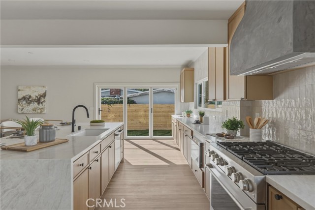 Detail Gallery Image 14 of 48 For 3675 Palo Verde, Long Beach,  CA 90808 - 5 Beds | 3 Baths