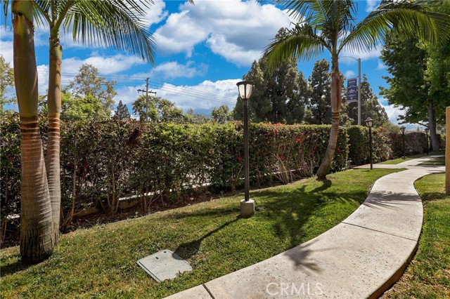 Detail Gallery Image 4 of 25 For 1001 W Macarthur Bld #130,  Santa Ana,  CA 92707 - 2 Beds | 2 Baths