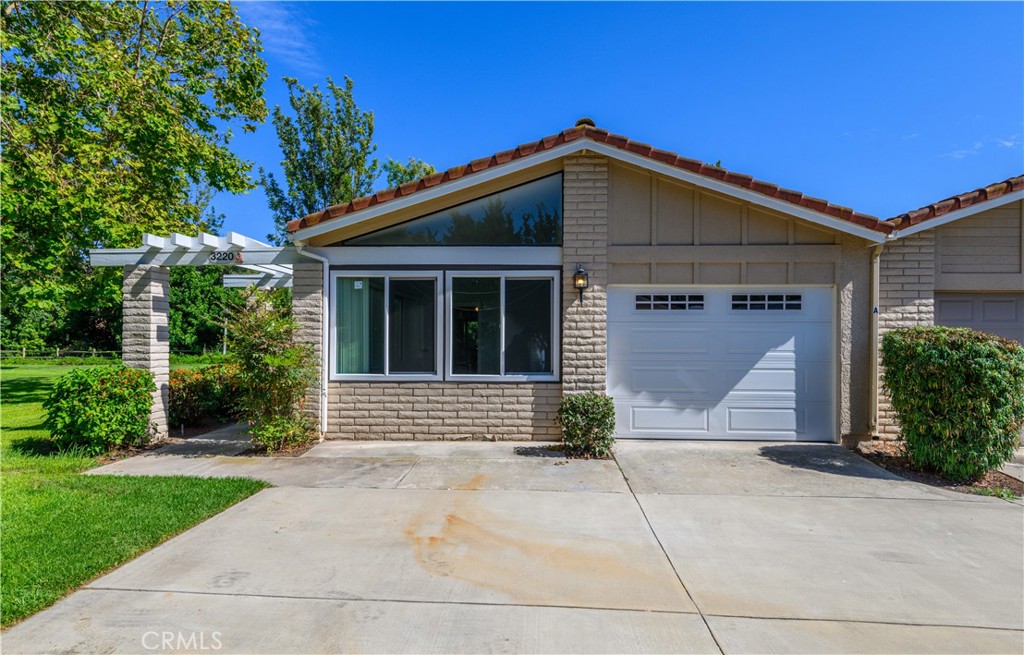 3220 Via Carrizo A, Laguna Woods, CA 92637