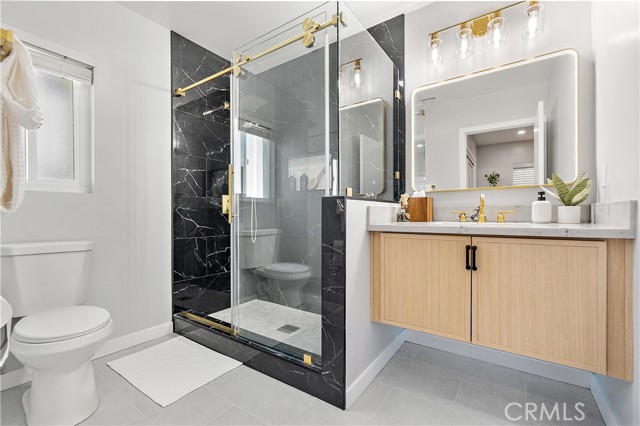 Detail Gallery Image 42 of 75 For 12748 Paramount Bld, Downey,  CA 90242 - 6 Beds | 3 Baths